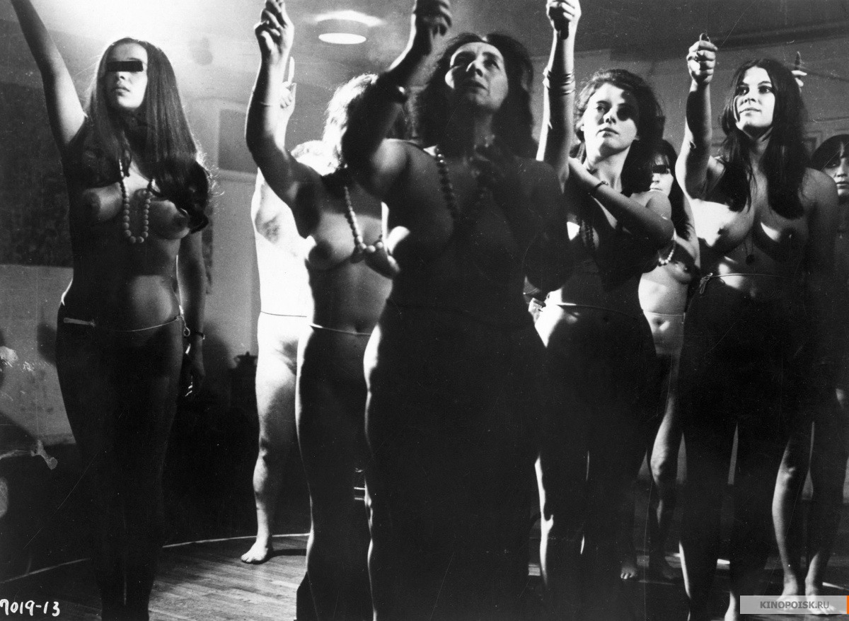 Angeli bianchi... angeli neri (Luigi Scattini, 1970)